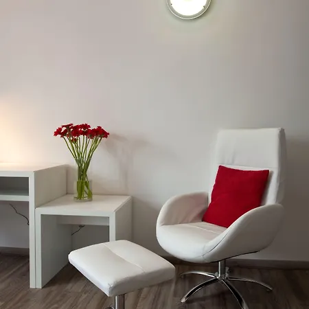 Apartment Boardinghouse *