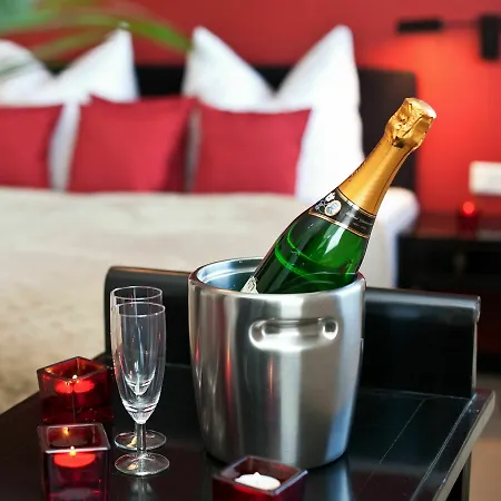 Boardinghouse Apartment