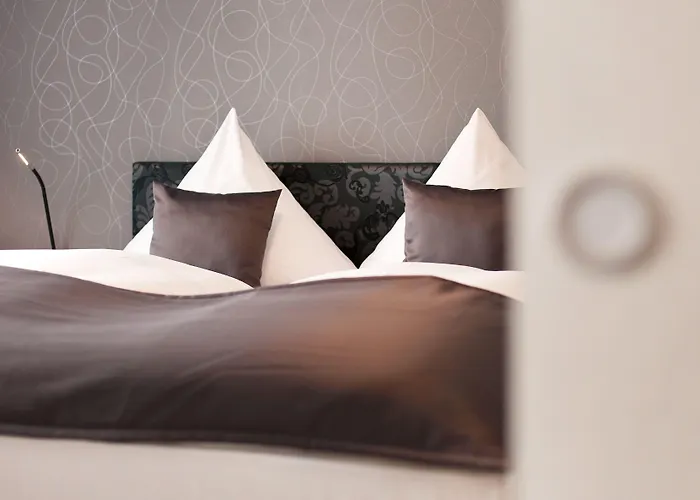 Boardinghouse Apartment *